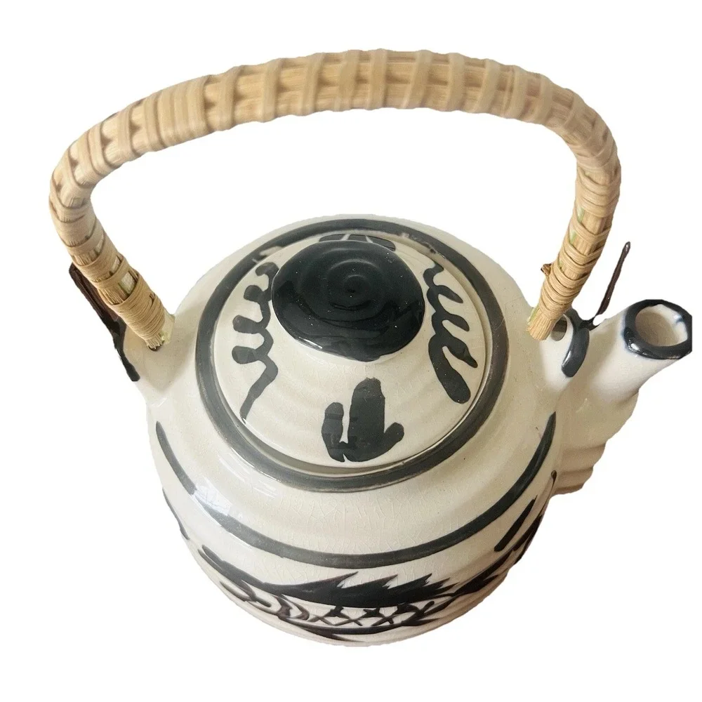 Vintage Hand Painted Fish Ceramic Teapot with Bamboo Handle Cream‎ Black Crackle